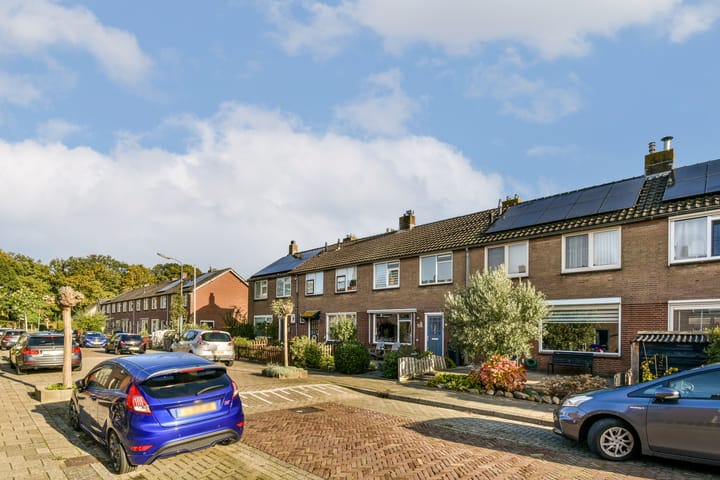 Foto 25 van Van Lyndenlaan 6