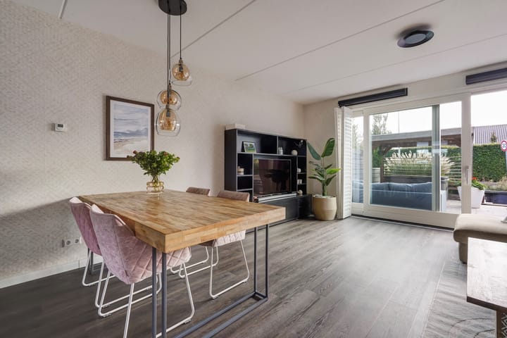 Foto 15 van De Laan van Westlands Roem 48