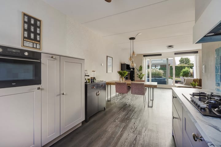 Foto 23 van De Laan van Westlands Roem 48