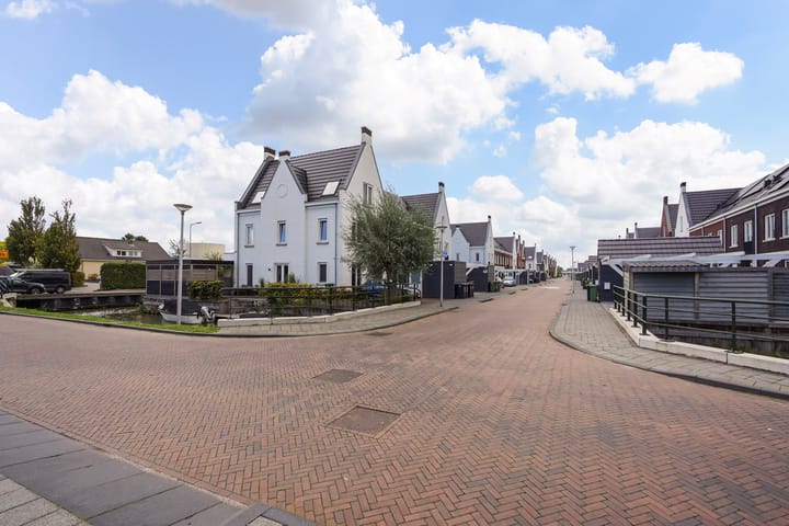 Foto 54 van De Laan van Westlands Roem 48