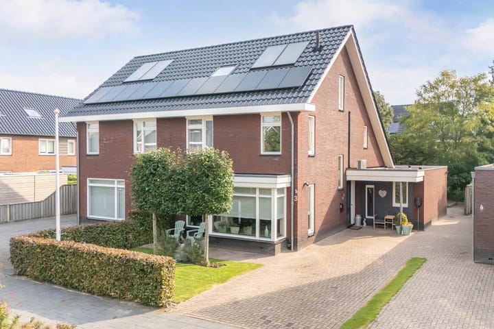 Foto 10 van Einsteinhage 3