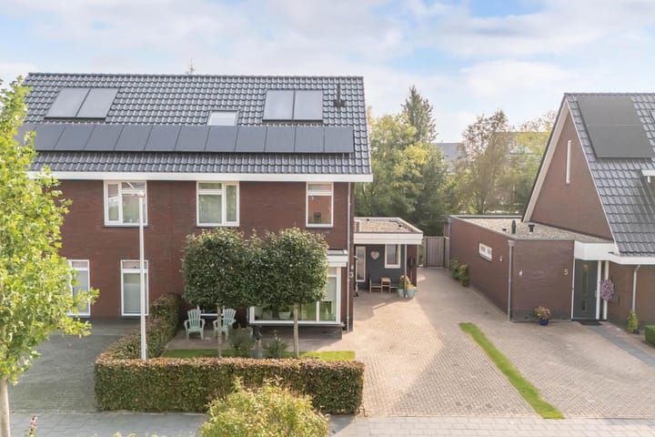 Foto 11 van Einsteinhage 3