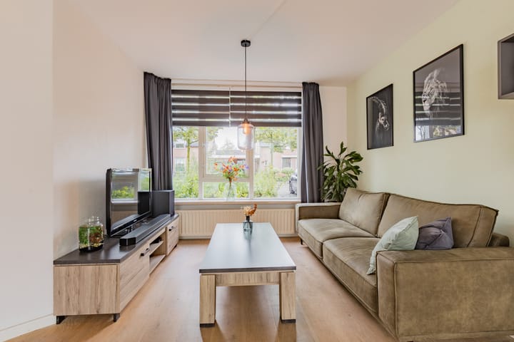 Foto 3 van van Petersheimstraat 20