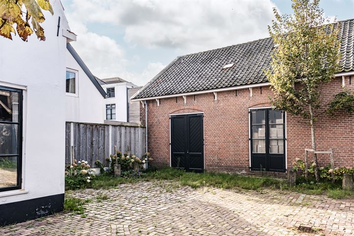 View photo 25 of Voorstraat 116-A