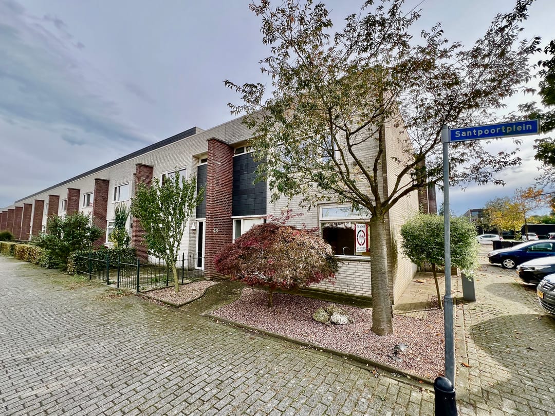 Photo 1 of Santpoortplein 48