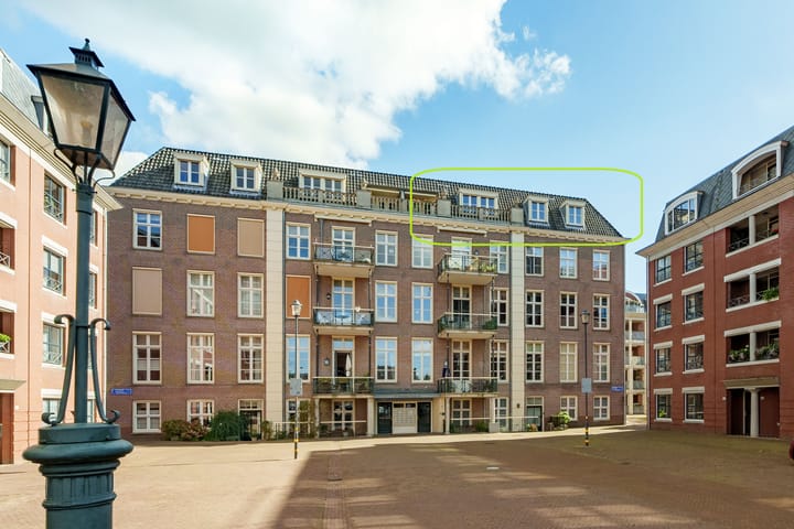 Foto 1 van Bassecour 86