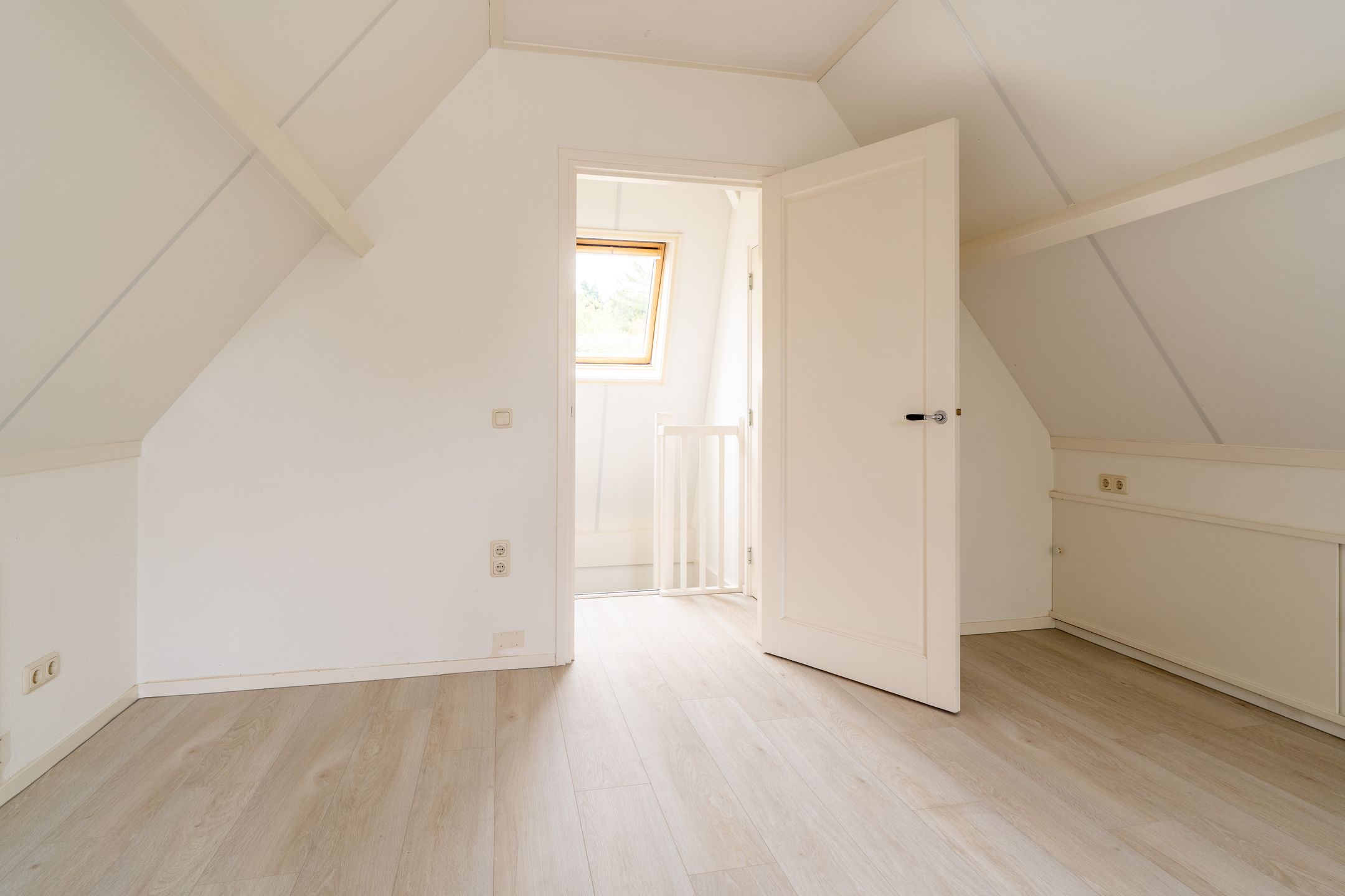 Foto 57 van Rijksstraatweg 354