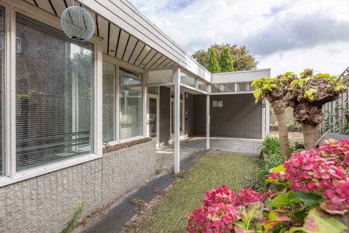 Foto 32 van Bornerbroeksestraat 218