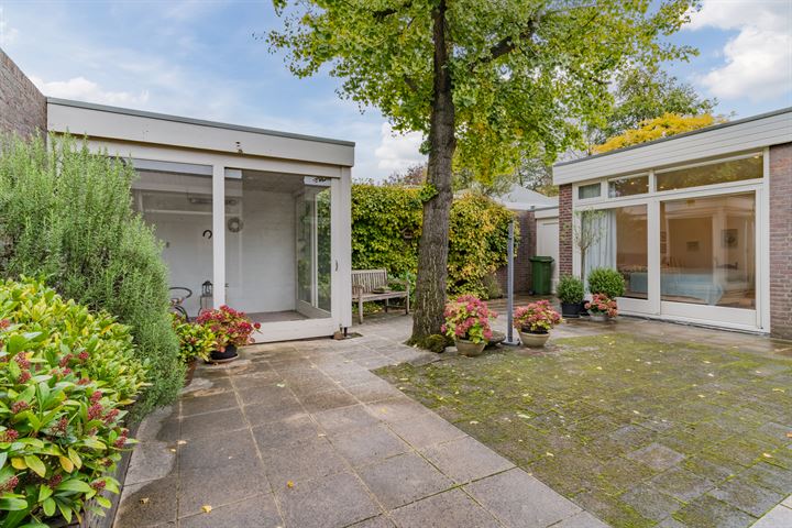 Bekijk foto 32 van Hendrik Willem Mesdagstraat 16