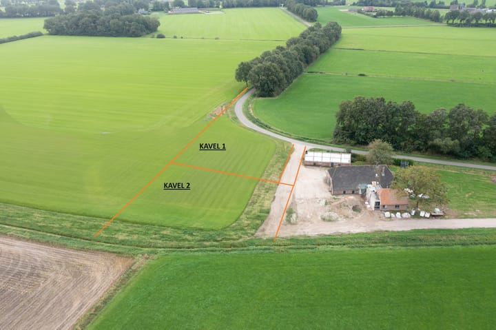 Photo 2 of Bloemenkampsweg 13