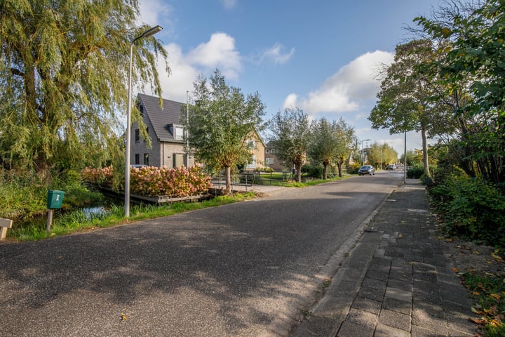 Bekijk foto 52 van Lekdijk 110