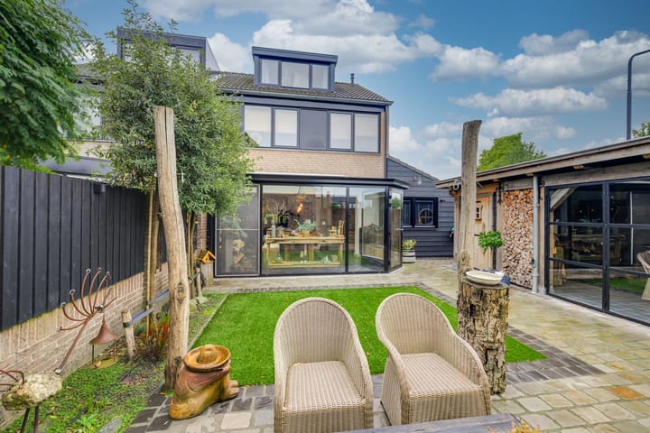 Foto 3 van Meidoorn 42