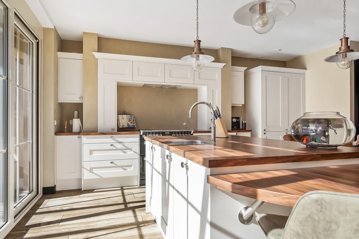 Foto 19 van Den Oeverlaan 24