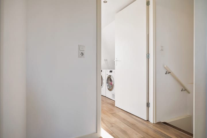 Foto 35 van Den Oeverlaan 24