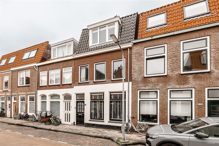 Bekijk foto 1 van Oranjestraat 35