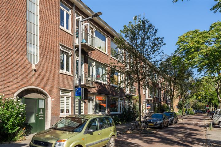 Bekijk foto 1 van Lumeystraat 17-01R