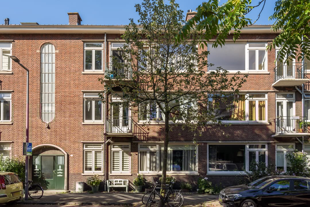 Photo 2 of Lumeystraat 17-01R