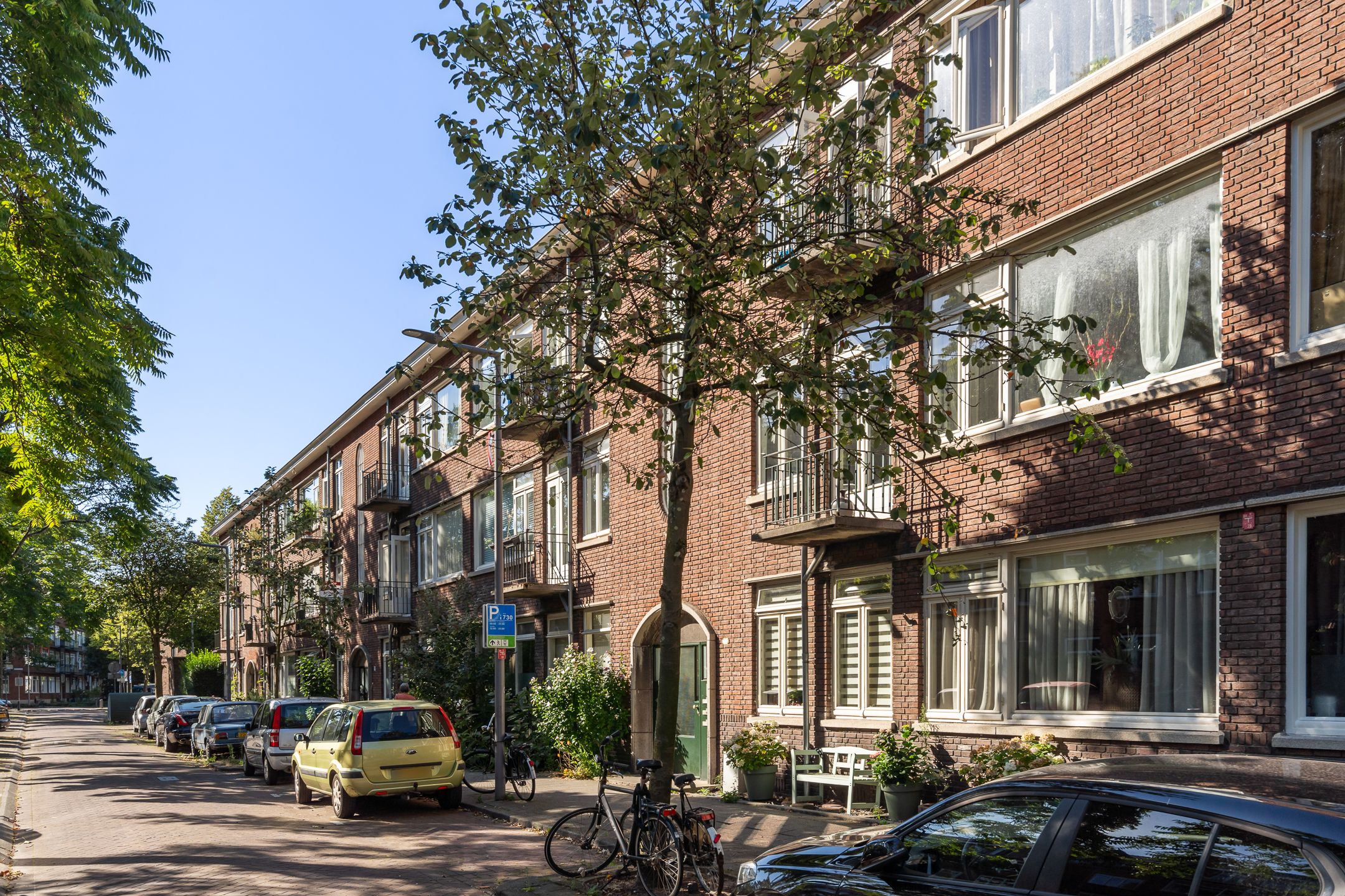 Photo 3 of Lumeystraat 17-01R