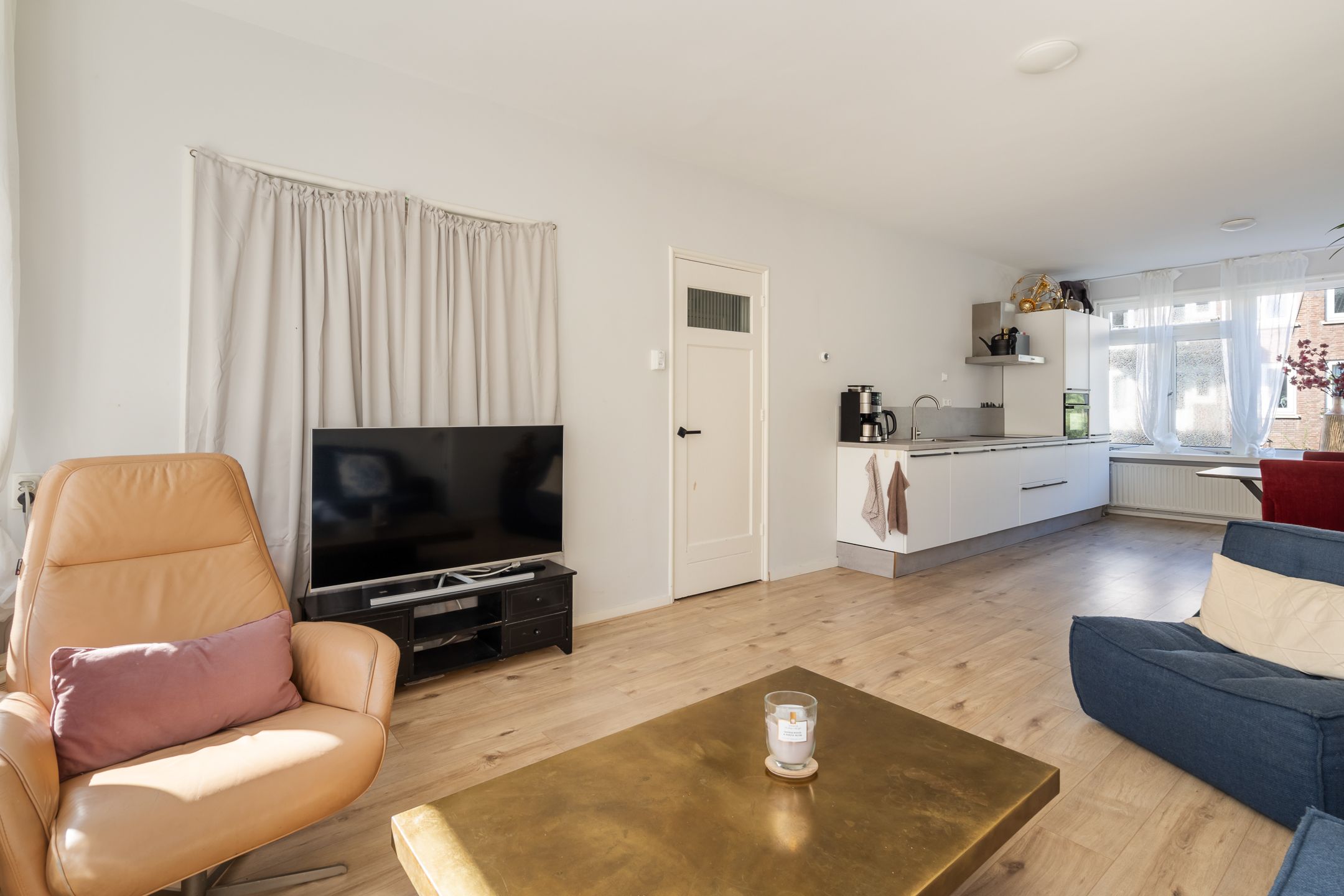 Photo 12 of Lumeystraat 17-01R