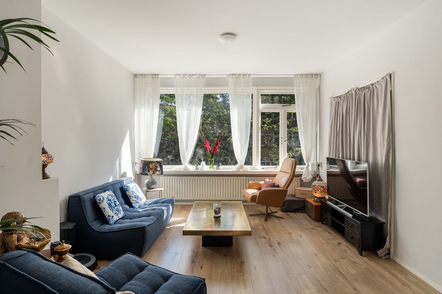 Photo 14 of Lumeystraat 17-01R