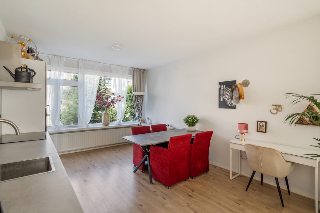 Photo 16 of Lumeystraat 17-01R