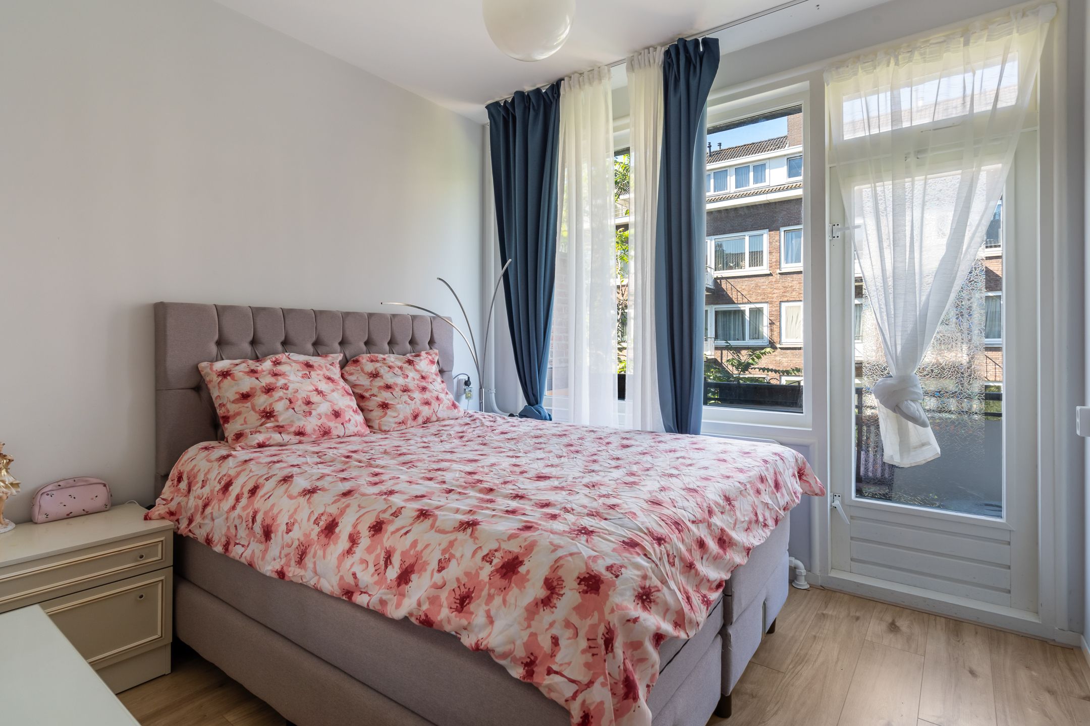 Photo 27 of Lumeystraat 17-01R