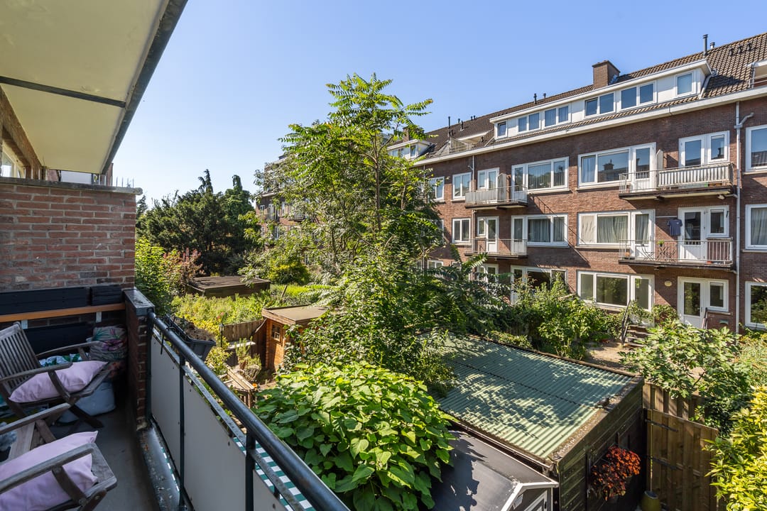 Photo 31 of Lumeystraat 17-01R