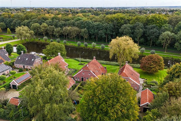 Bekijk foto 3 van Borgerspark 102