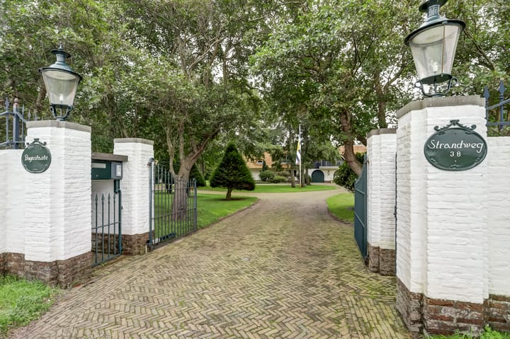 Photo 2 of Strandweg 38