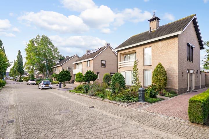 Foto 4 van Achtmorgenstraat 3