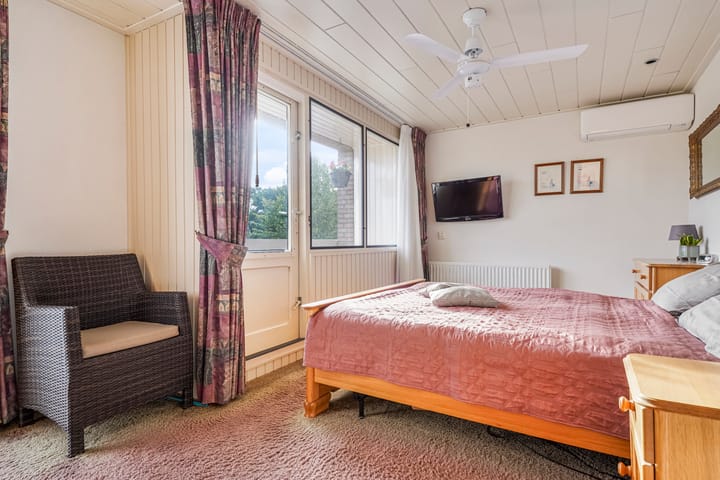 Foto 23 van Achtmorgenstraat 3