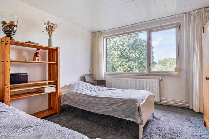 Foto 28 van Achtmorgenstraat 3