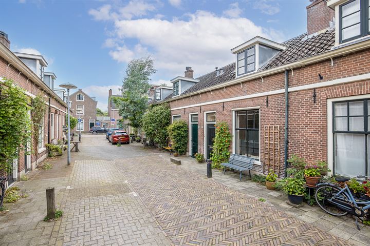 View photo 4 of Moesstraat 12