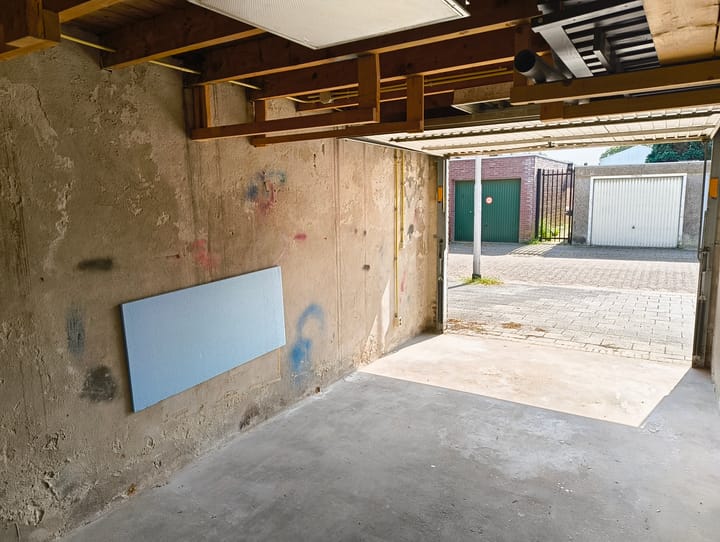 Photo 7 of Borneostraat 1-A