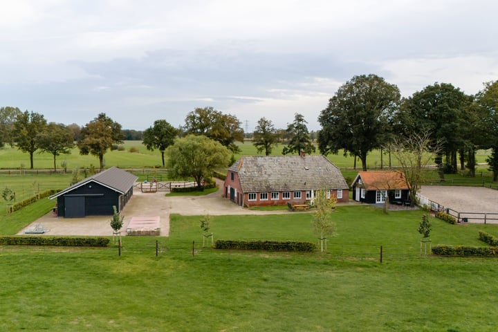 Bekijk foto 39 van Hellendoornseweg 36