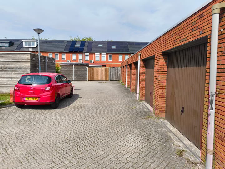 Foto 9 van Bisschop Godschalkstraat 2