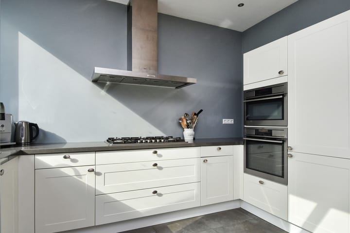 Foto 20 van Jongeneelstraat 13