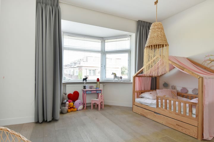 Foto 42 van Jongeneelstraat 13