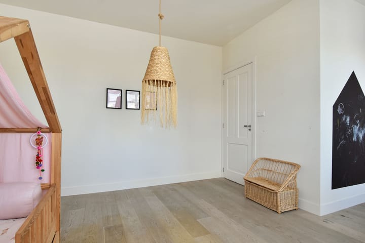 Foto 46 van Jongeneelstraat 13