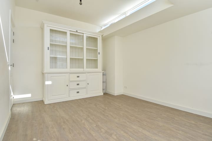 Foto 72 van Jongeneelstraat 13