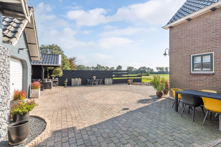 Foto 10 van Schoterlandseweg 81