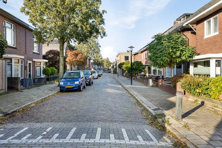 View photo 31 of Albrechtsweg 11