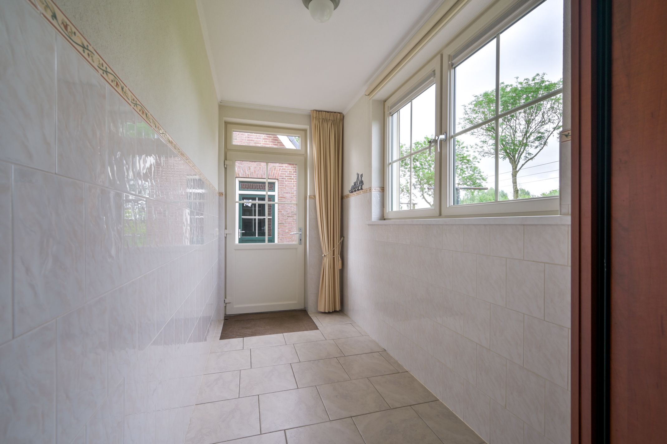 Foto 12 van Dorpsweg 51-B