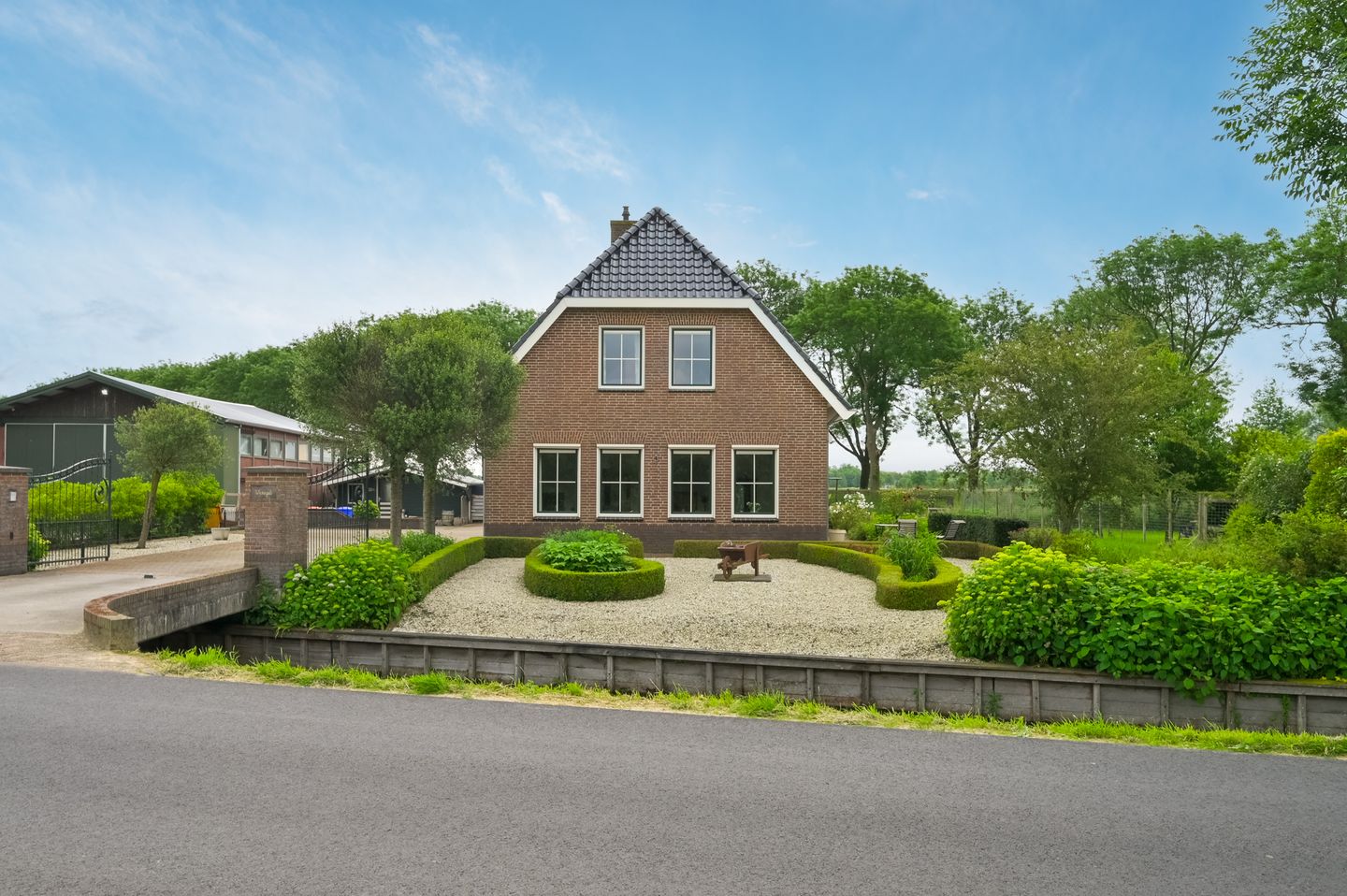 Foto 65 van Dorpsweg 51-B