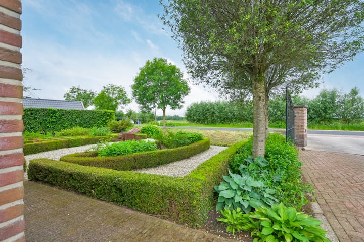 Foto 70 van Dorpsweg 51-B