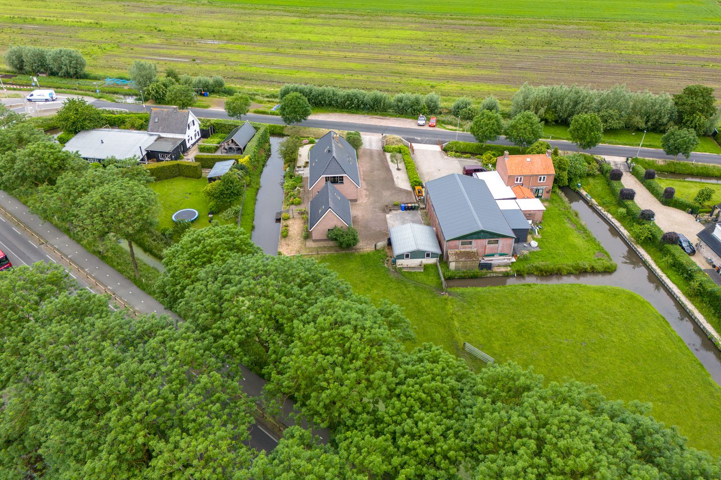 Foto 85 van Dorpsweg 51-B