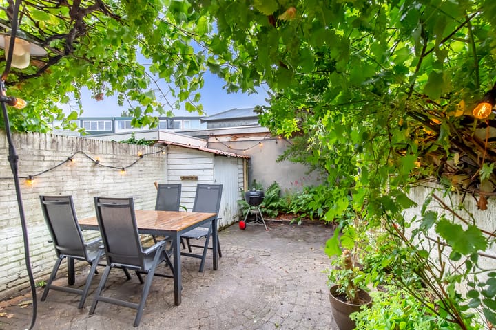 Foto 14 van Johannes Uitenbogaertstraat 16