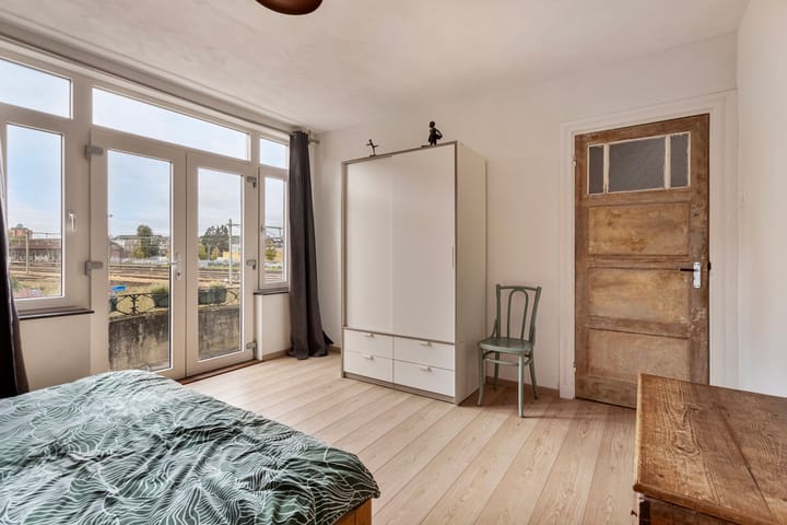 Foto 16 van Robert Regoutstraat 5