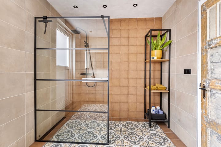 Foto 18 van Robert Regoutstraat 5