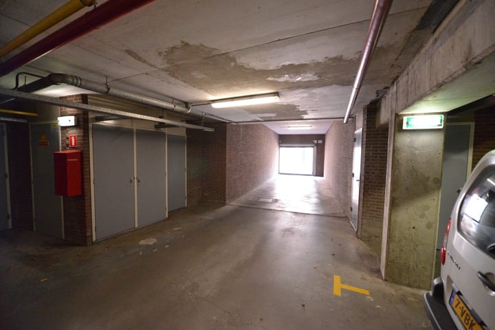 View photo 5 of Parkeerplaats Spinhuispad